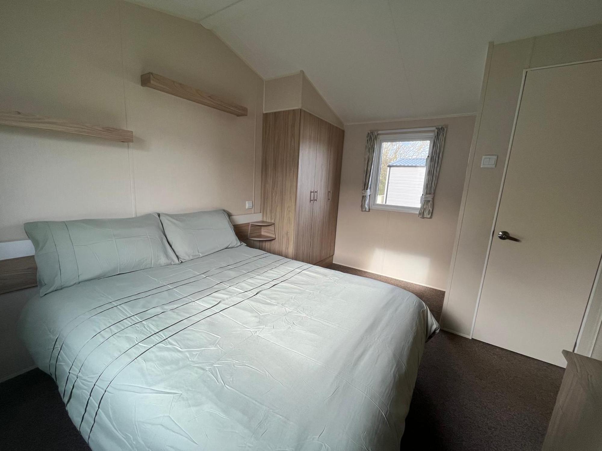 Chalet Premium Location - Sleeps 6 - Caravan On The Lakes *