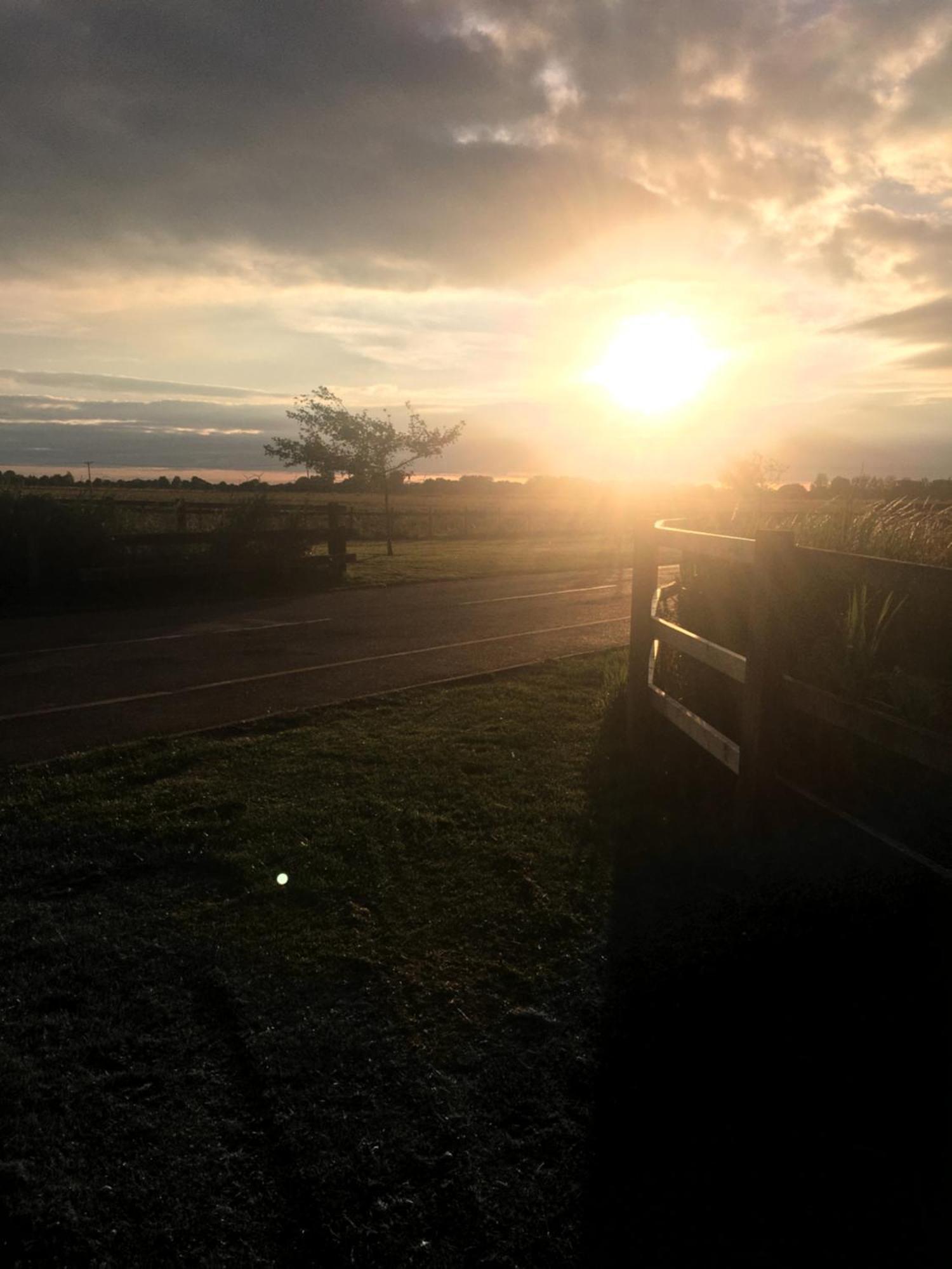 Premium Location - Sleeps 6 - Caravan On The Lakes Chalet Mablethorpe
